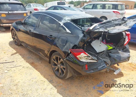 2019 Honda Civic Sport z USA, uszkodzony, nr VIN 2HGFC2F80KH503215